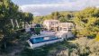 Beau-domaine-de-18-ha-avec-environ-14-ha-de-vignes-AOP-certifiees-BIO