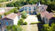 Chateau-de-caractere-a-renover--Vignoble--Dependances--Jolie-parc-
